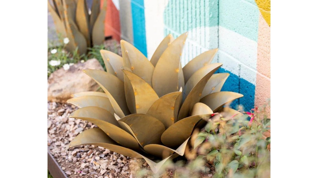 Protecting Outdoor Metal Garden Decor From Rust
