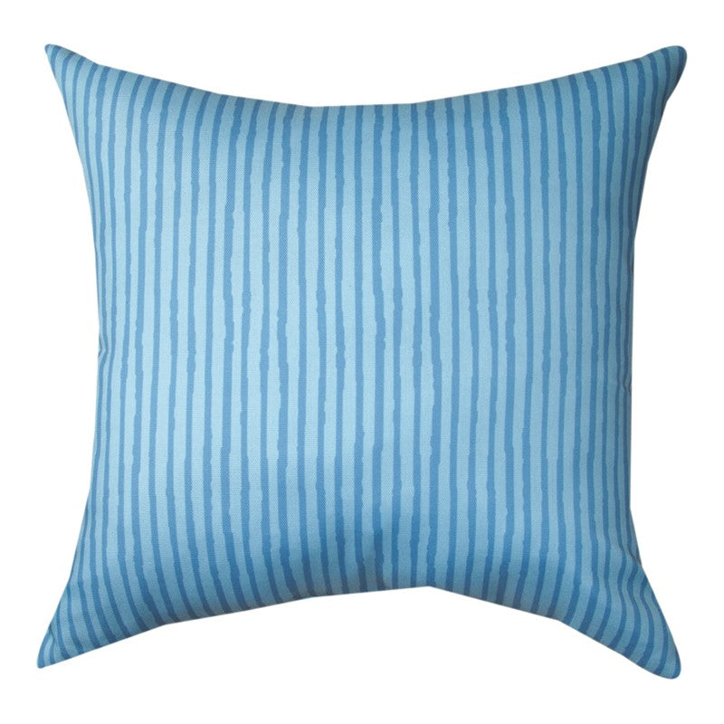 Our Turquoise Color Splash Indoor Outdoor Throw Pillows come as a set of two, 18” in diameter, and available in 8 vibrant colors. These weather resistant pillows are made in the USA and they make any space feel cozy and inviting.